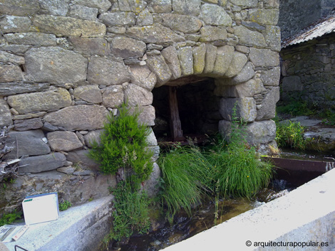 Molino de la Mallada, detalle del carcavo