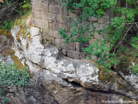 Puente Taboada. Arranque del arco