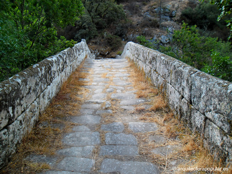 Rampa de salida del puente de Taboada