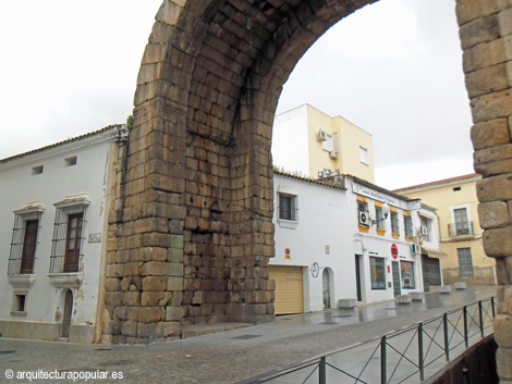 Arco de Trajano. Lateral izquierdo