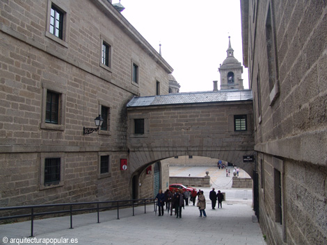 Arcos Casas de Oficio, Grimaldi desde Floridablanca