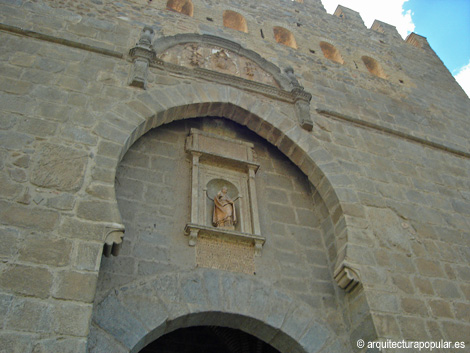 Puente de San Martín, torreón exterior, detalle