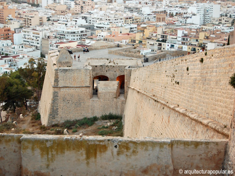 Murallas-Dalt-Villa-San-Jaime