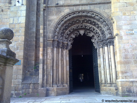 Catedral de Orense. Puerta sur