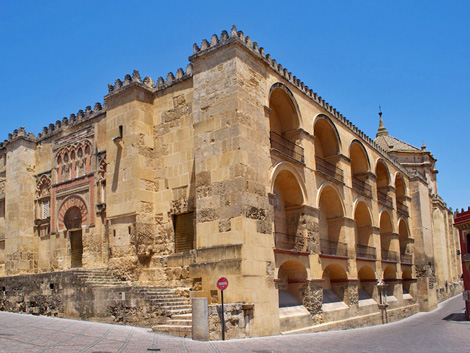Mezquita de Cordoba,  refuerzos en el muro de qiblah