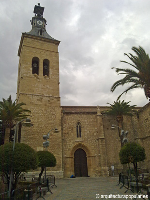 San Pedro, fachada sur