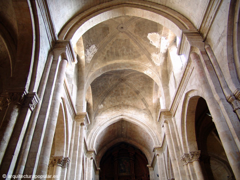 Iglesia de San Martin de Tours, Salamanca, bovedas nave central