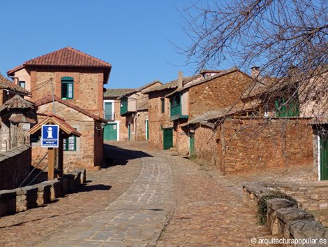 Castrillo de los Polvazares. Entrada