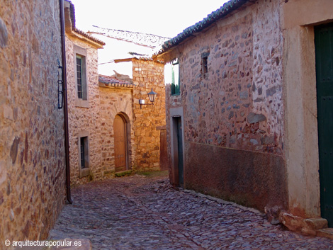 Castrillo de los Polvazares. Calle secundaria