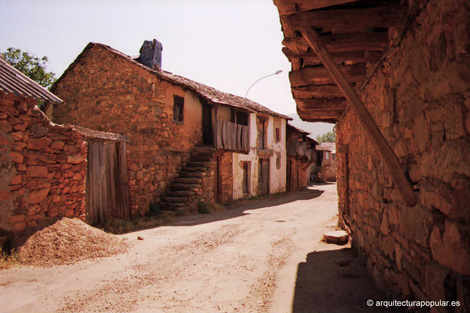 Villar del Monte, calle Real