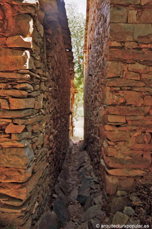 Villar del Monte, callejon de aguas