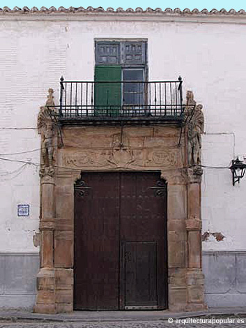 Almagro, portada de la Casa de los Oviedo