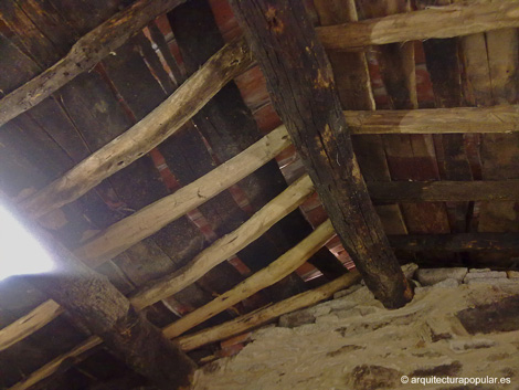 El rincon del peregrino, albergue, tejado