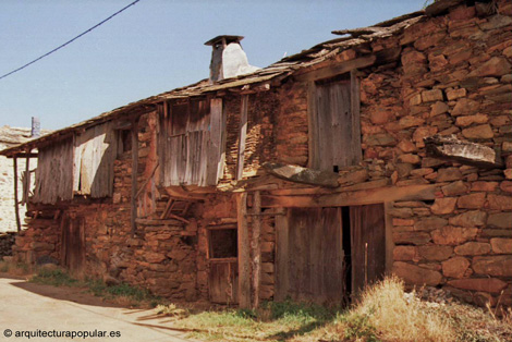 Vivienda Villar del Monte. Fachada a calle