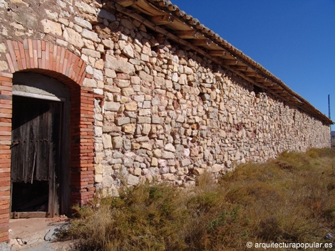 Salinas de Imón, almacén de San José, muro sur